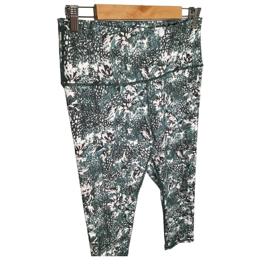 Gaiam Urban Chic Willow High Rise Workout Yoga Om Capri Leggings Green L - Picture 3 of 16